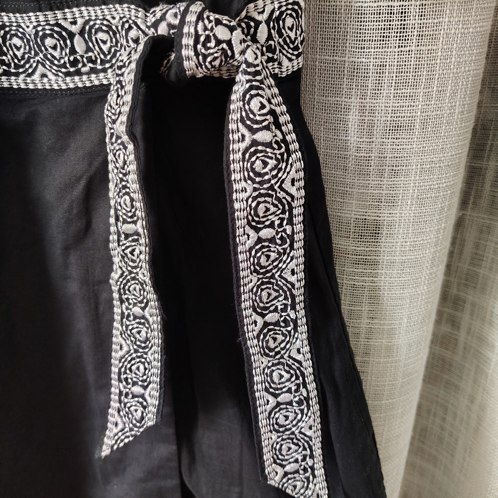 NWT Tommy Hilfiger Black Wrap Dress w/ Embroidered Belt Small - Picture 4 of 15